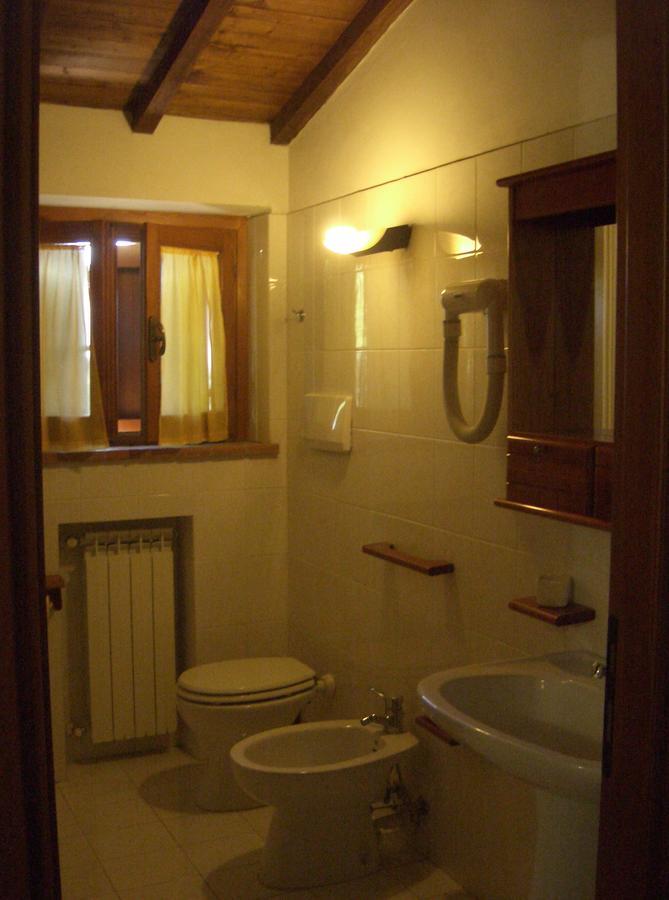 Agriturismo Oliveto Di Geltrude Contessa Amelia Εξωτερικό φωτογραφία